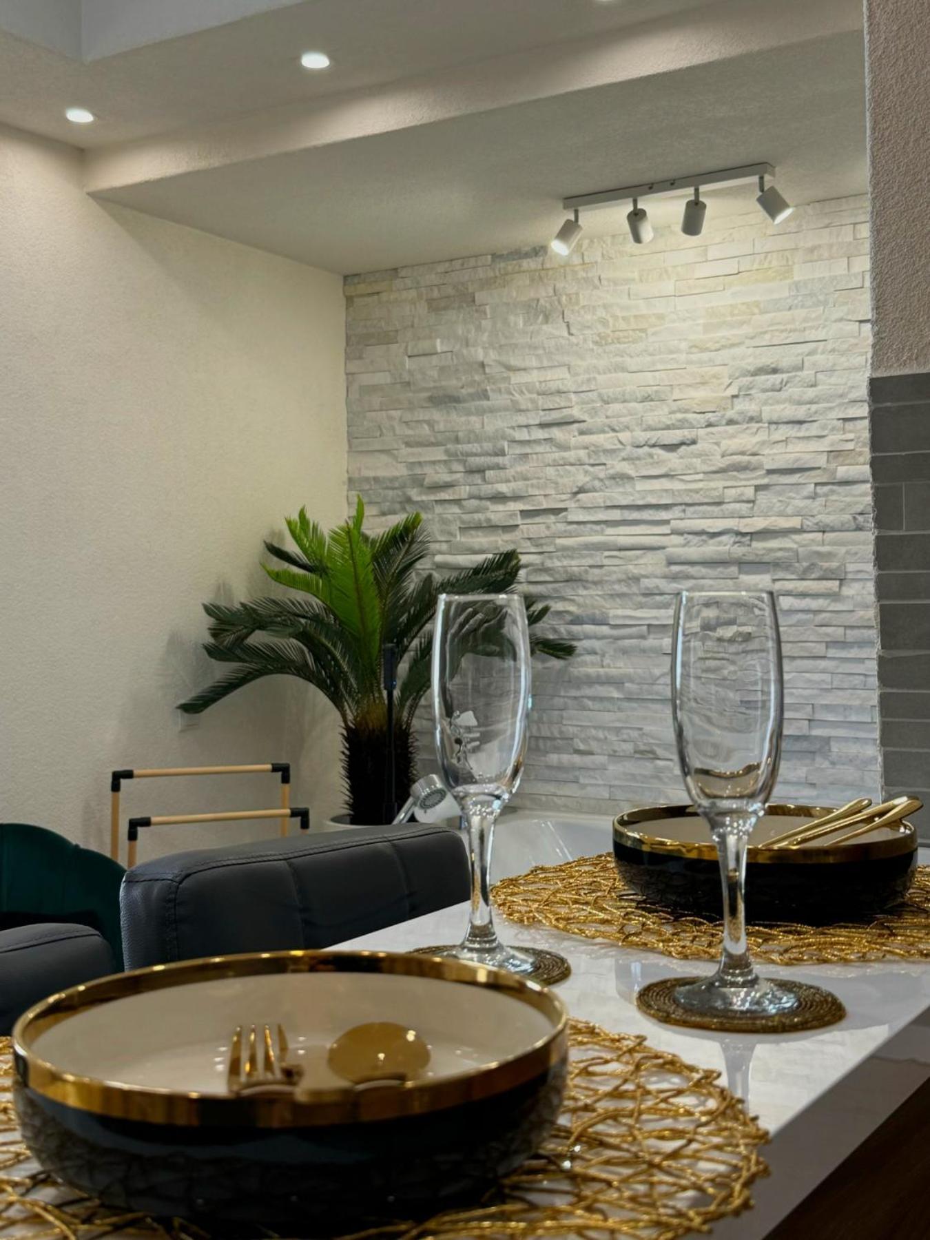 Stan Na Dan Sa Dzakuzijem Om Relax Apartment Prijedor